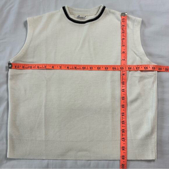Penny's Women's Sweater Vest Crew Neck Cream Sleeveless 100% Arlon Acrylic - Picture 4 of 6